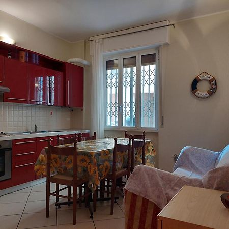 Appartement 50 Metri Dal Mare - Free Parking E A/C à Pietra Ligure Extérieur photo