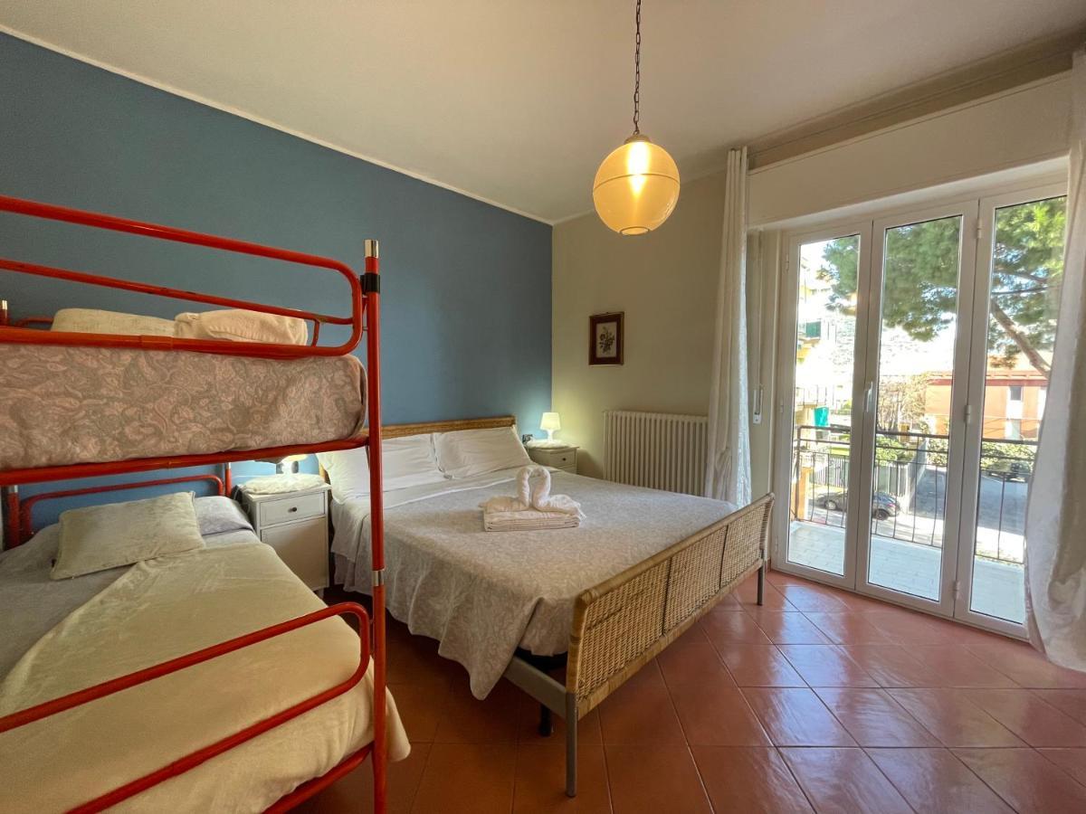 Appartement 50 Metri Dal Mare - Free Parking E A/C à Pietra Ligure Extérieur photo