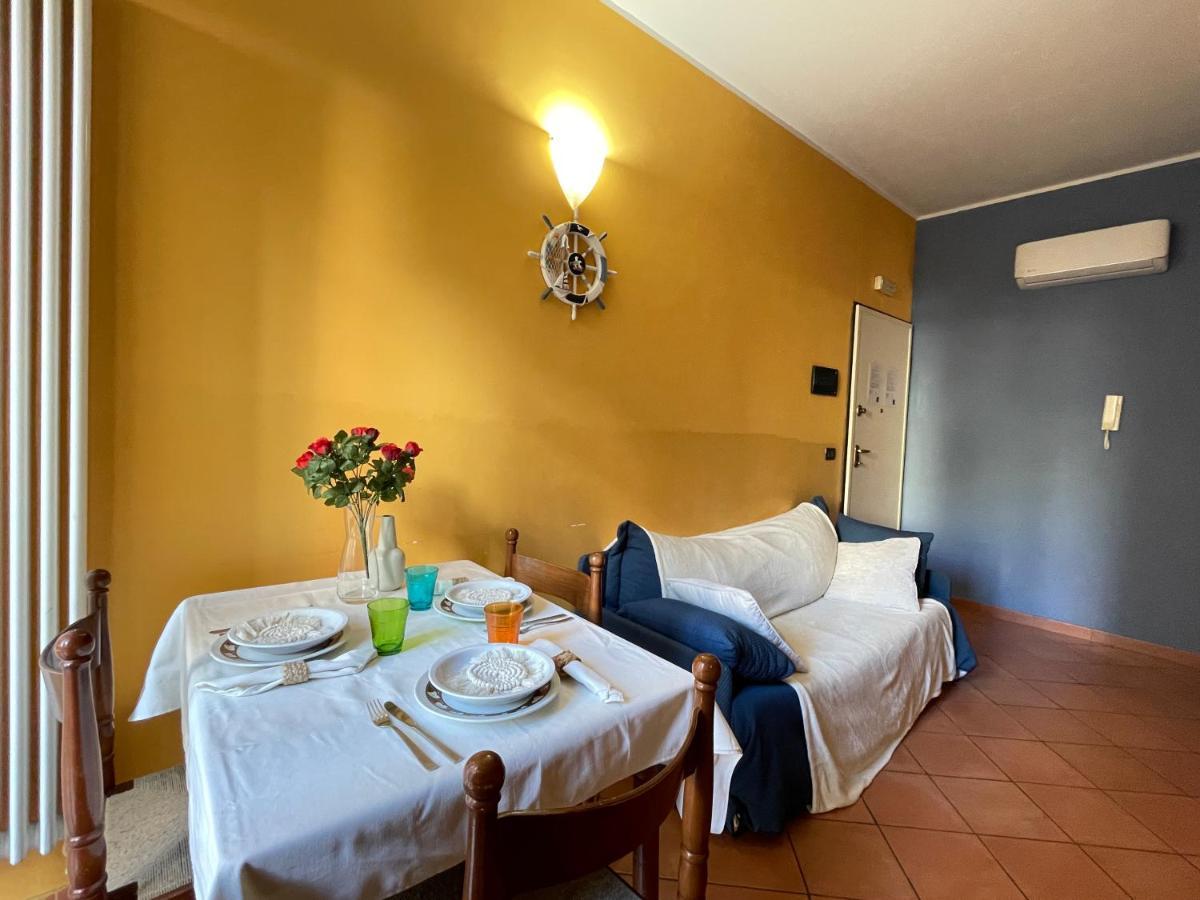 Appartement 50 Metri Dal Mare - Free Parking E A/C à Pietra Ligure Extérieur photo
