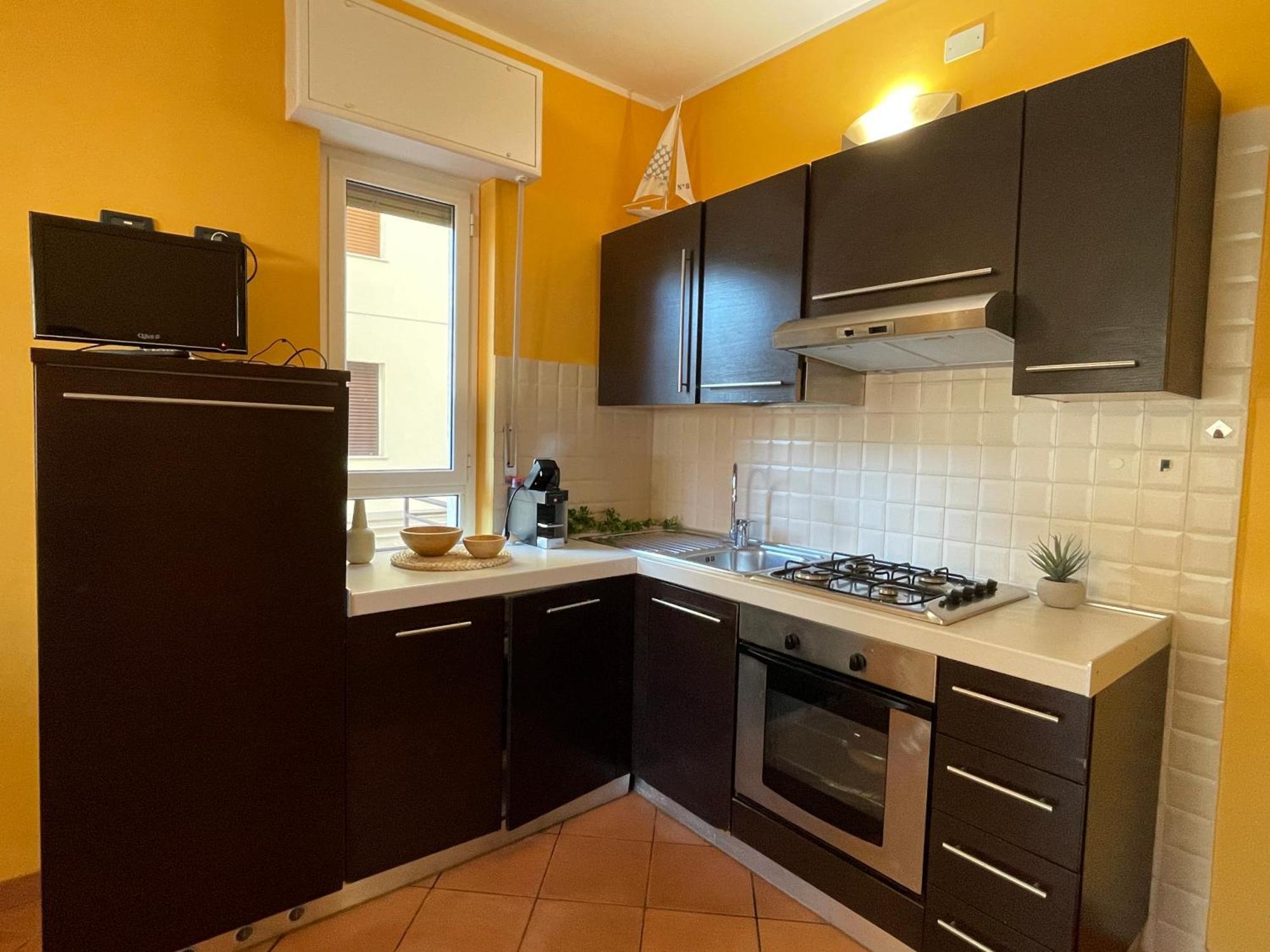 Appartement 50 Metri Dal Mare - Free Parking E A/C à Pietra Ligure Extérieur photo