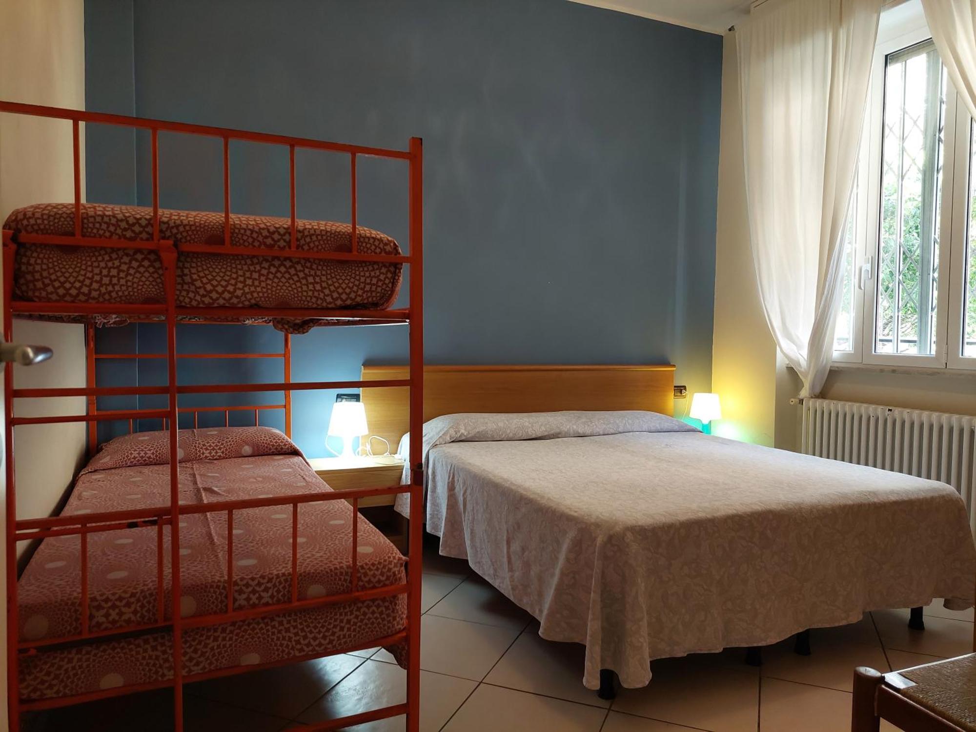 Appartement 50 Metri Dal Mare - Free Parking E A/C à Pietra Ligure Extérieur photo
